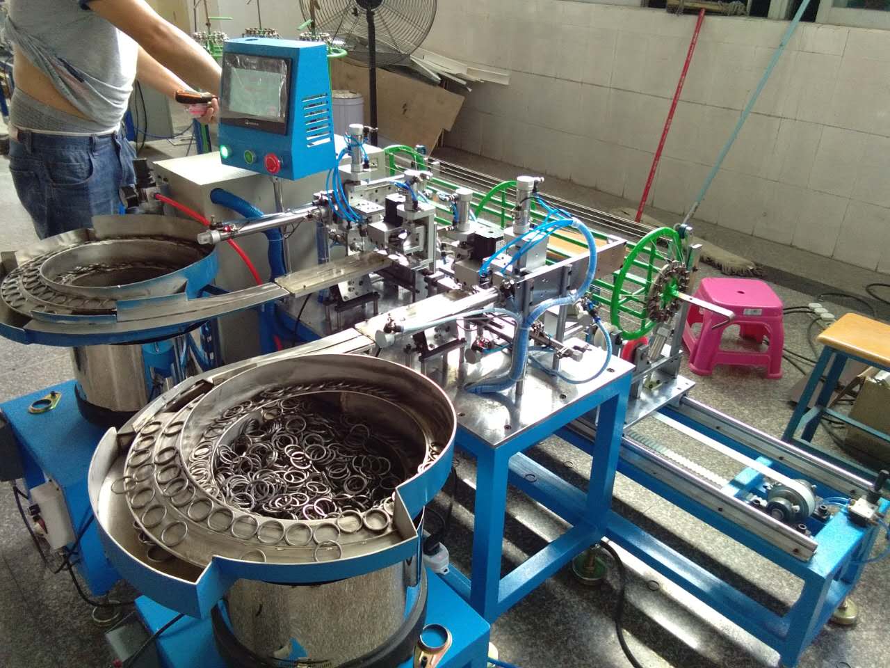 鑰匙圈上掛機(jī)